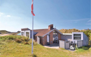 3 Bedroom Cozy Home In Hvide Sande
